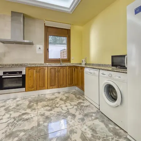 Sleeps 10 Pool Wifi Willa Lloret de Mar